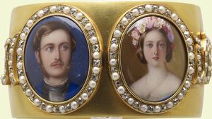 A History of Love&nbsp;Tokens