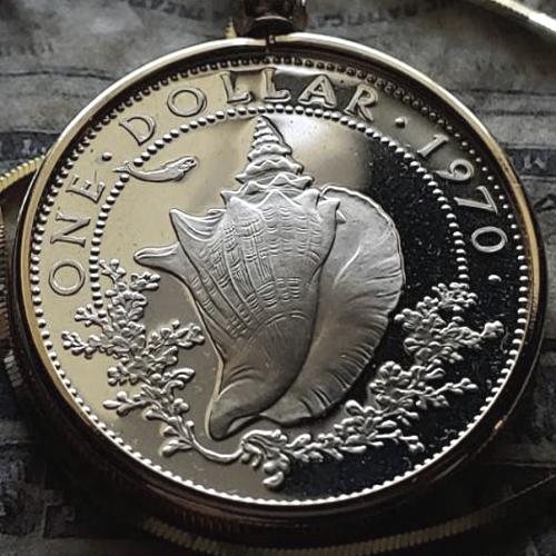 Bahamas Conch Dollar Coin Pendant Necklace https://www.etsy.com/listing/891477697/